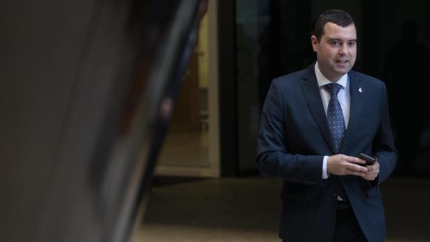 La secretaria de las oposiciones a bomberos de Córdoba dice que no se rompió la cadena de custodia