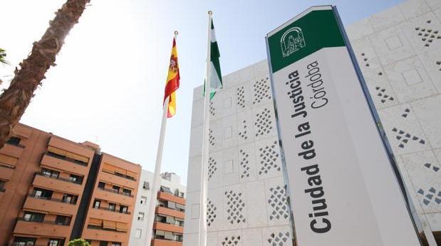 A juicio por intentar violar a su vecina y clavar un cuchillo en la cabeza a un hombre en Córdoba