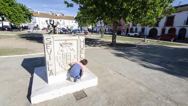 Una plaza llevará el nombre de las víctimas del doble crimen de Almonte