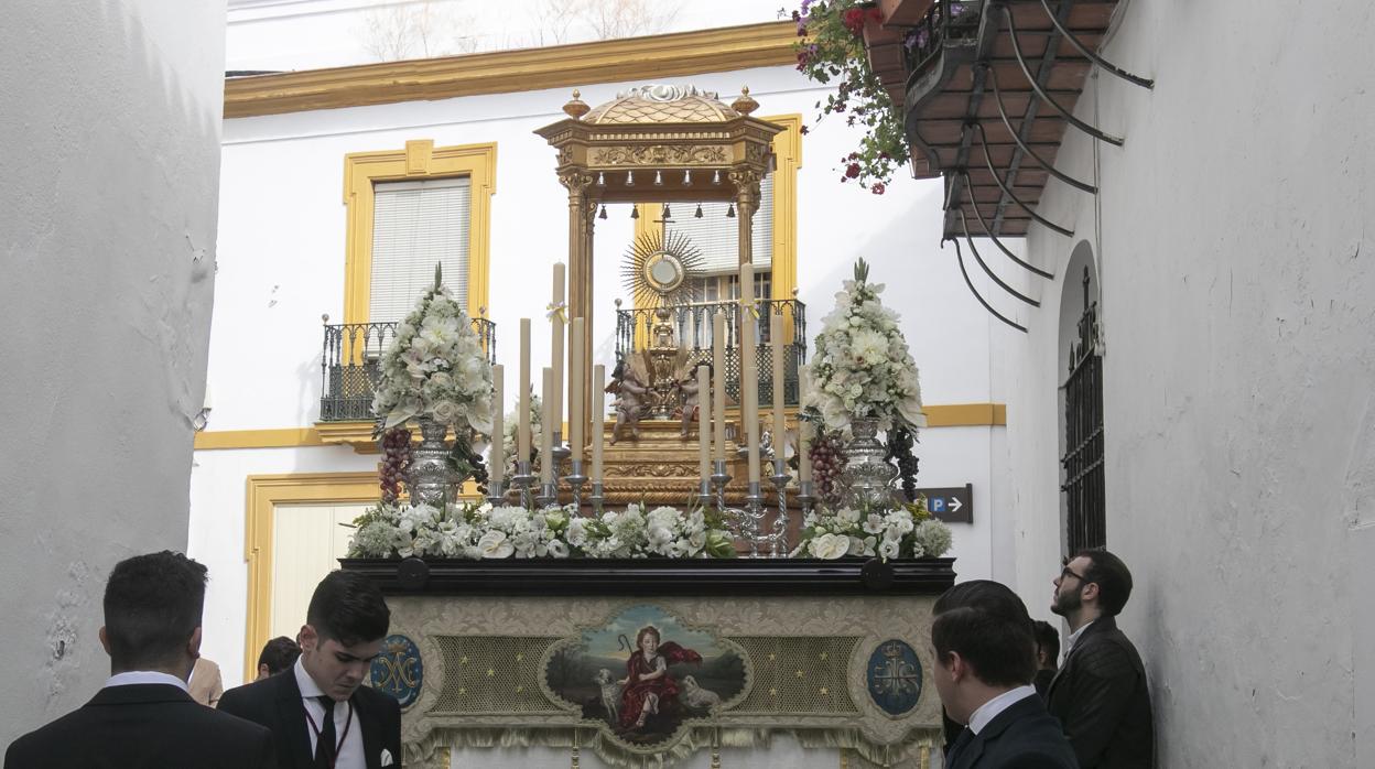 Procesión del Corpus Christi de la parroquia de la Trinidad