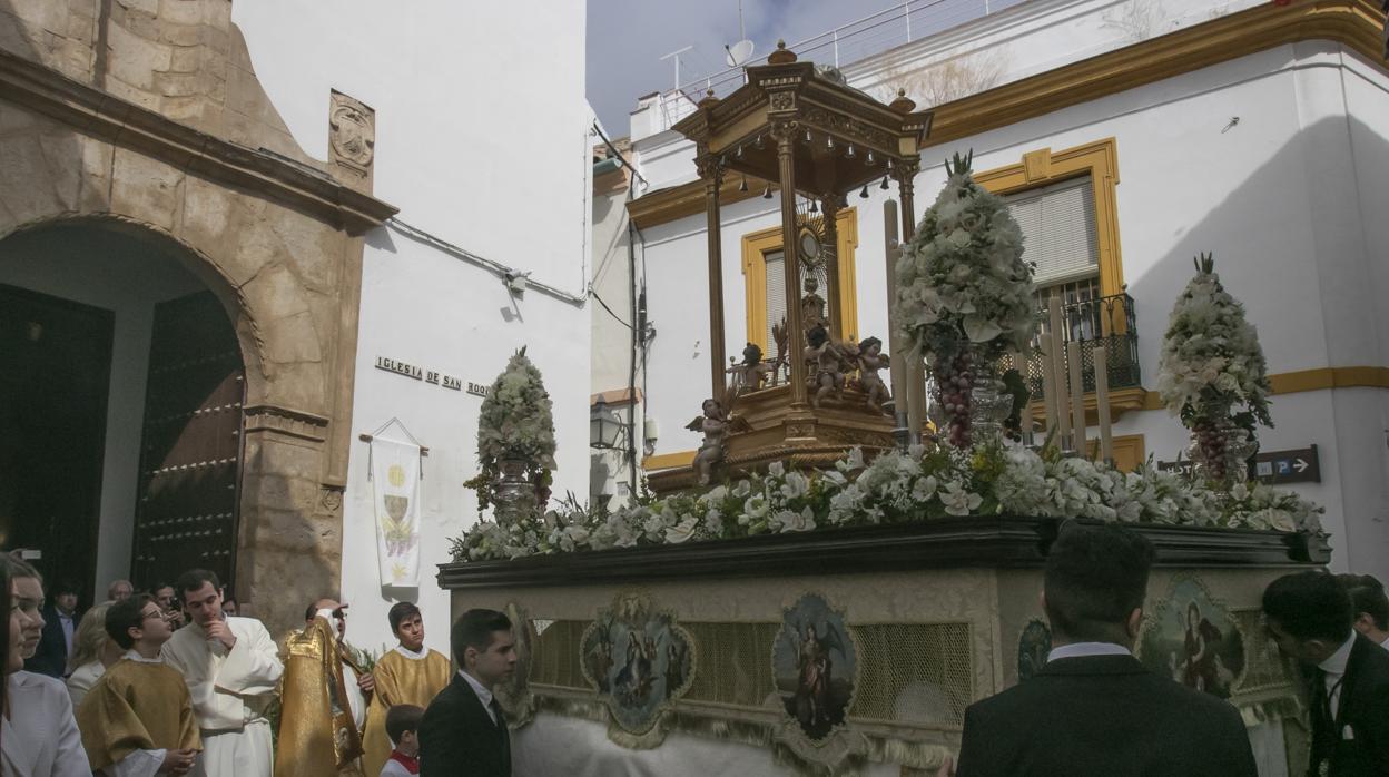 Procesión del Corpus de la parroquia de la Trinidad