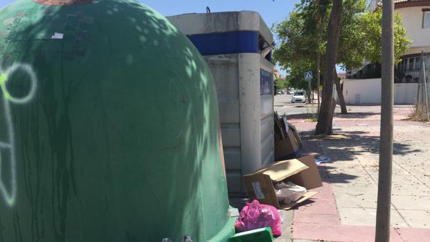 El Ayuntamiento de Jaén paraliza el pago de facturas a la concesionaria de la limpieza por la elevada suciedad