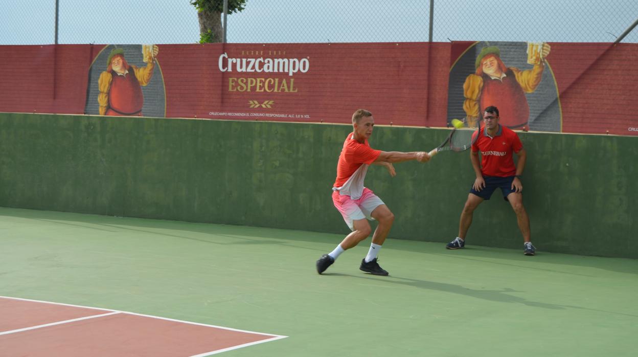 El Kazajo Yevseyev Vence Al Español Barranco En El Inicio Del Open De