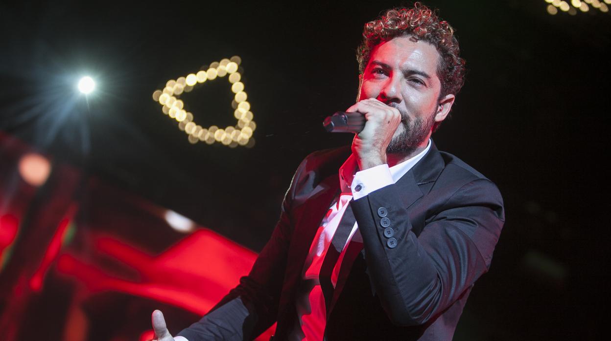 David Bisbal en su actuación de la plaza de toros de Córdoba