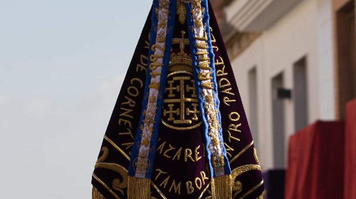 Banderín de la banda del Nazareno de Arahal