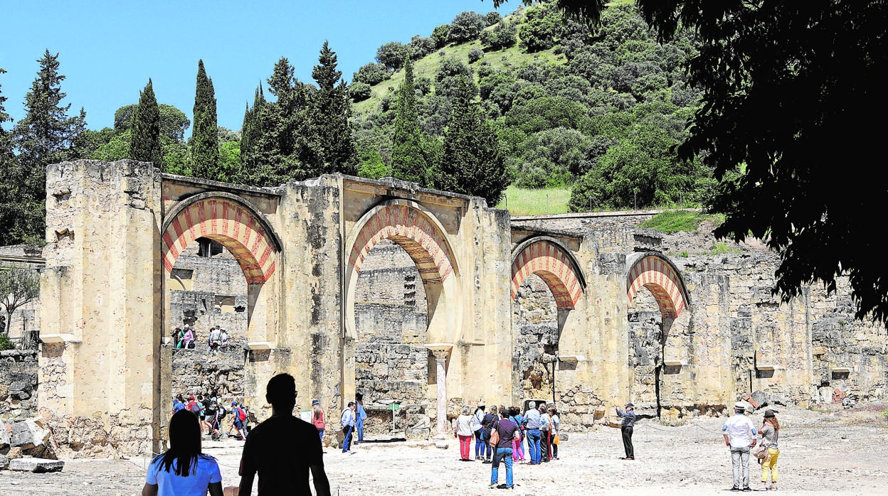 Entrada a Medina Azahara por el gran pórtico oriental