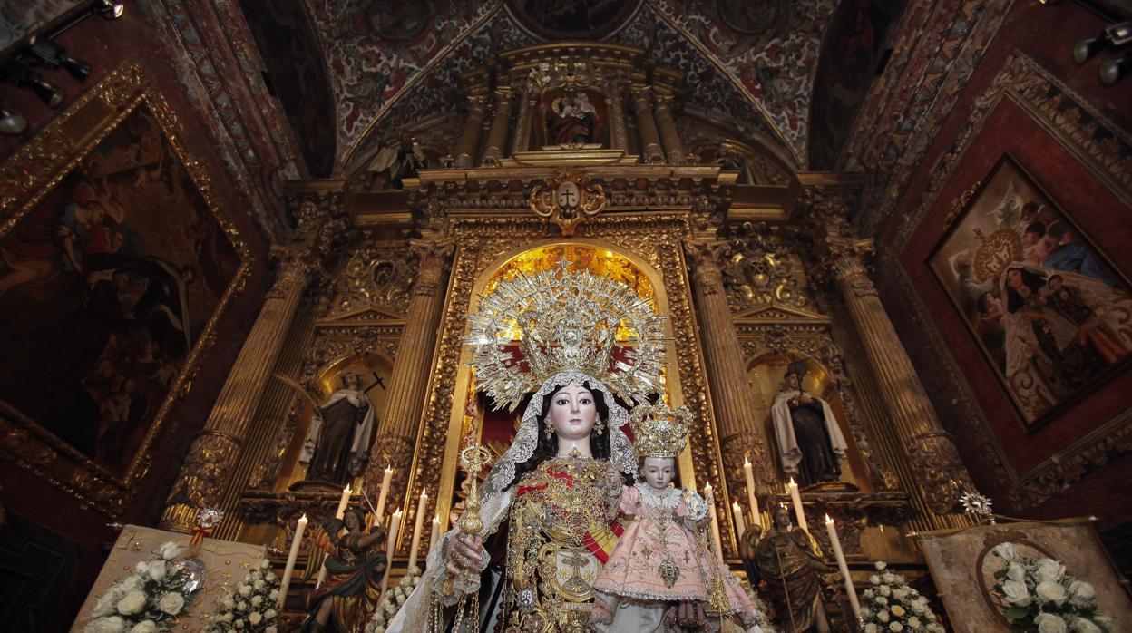 Virgen del Carmen Coronada de San Cayetano