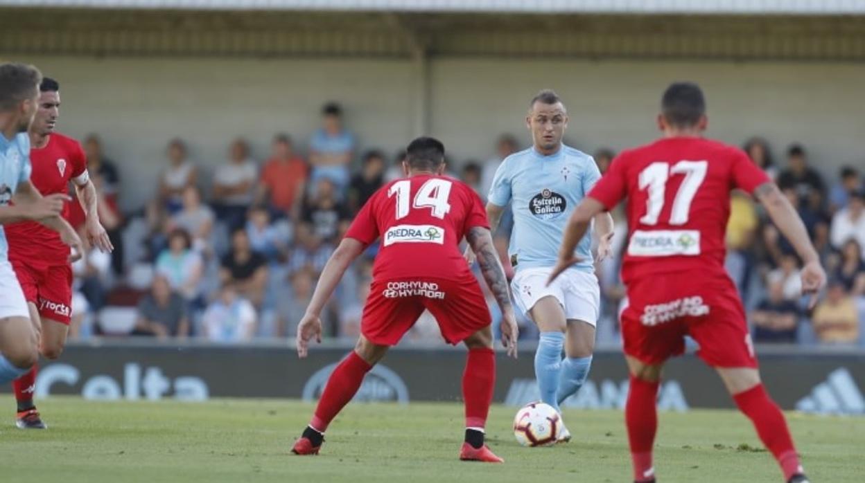 Lance del encuentro entre el Celta de Vigo y el Córdoba CF