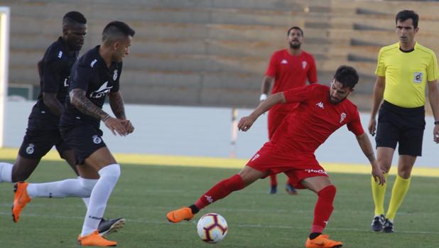 El Córdoba registra su primera derrota de la pretemporada en La Línea