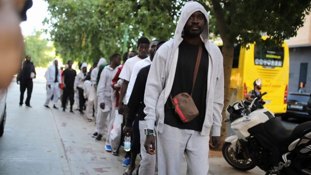 Llega a Córdoba el cuarto contingente de inmigrantes, formado por 215 personas