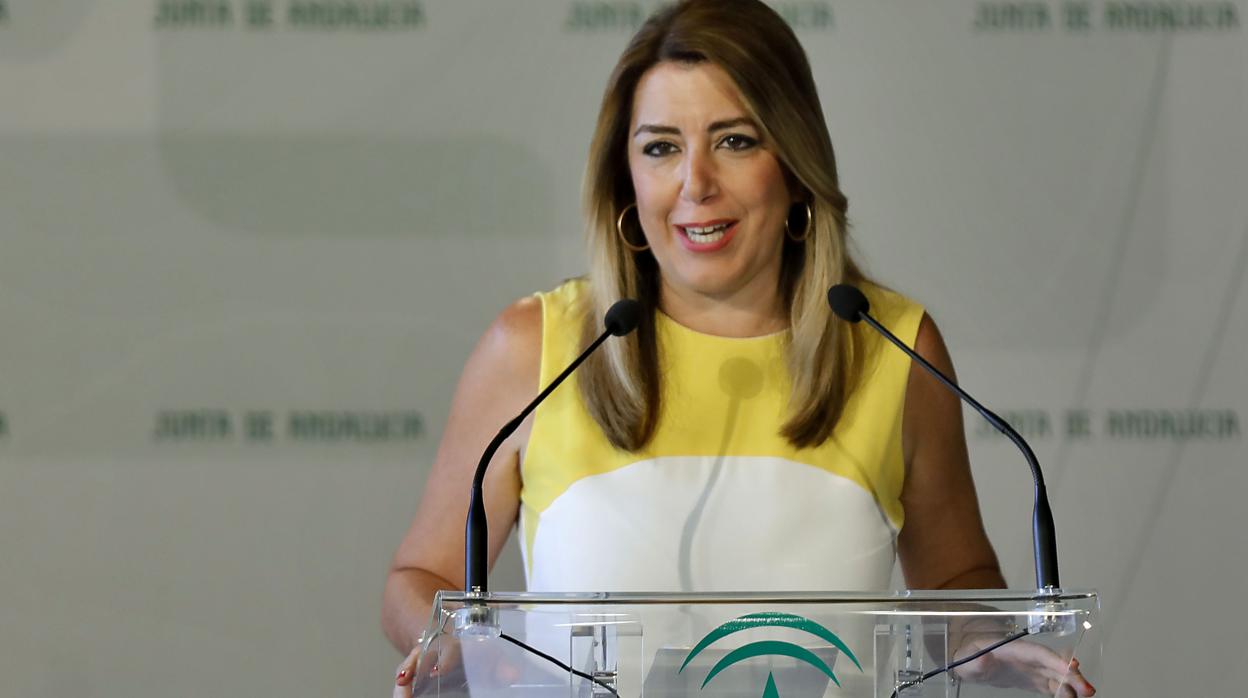 Susana Díaz, presidenta de la Junta de Andalucía, expone las claves del convenio del Plan de Vivienda