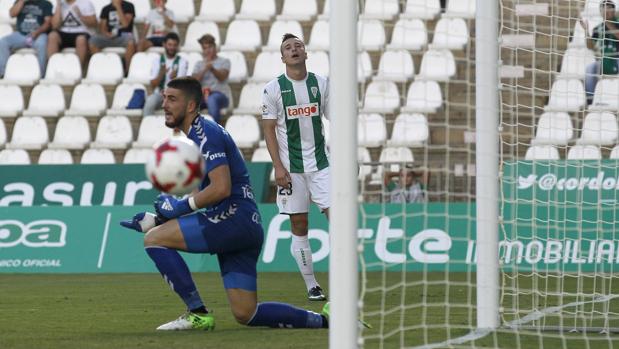 Fichajes Córdoba CF | Carlos Abad, cuarto refuerzo blanquiverde