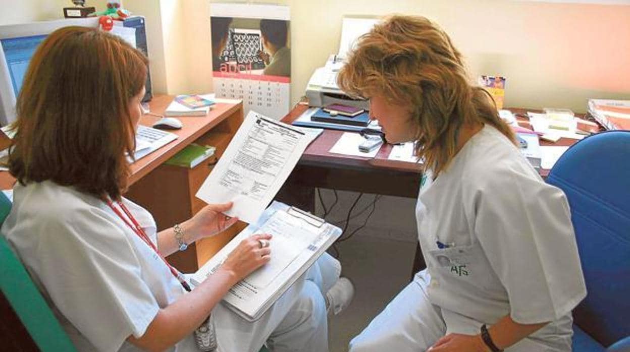 Dos snfermeras del Servicio Andaluz de Salud