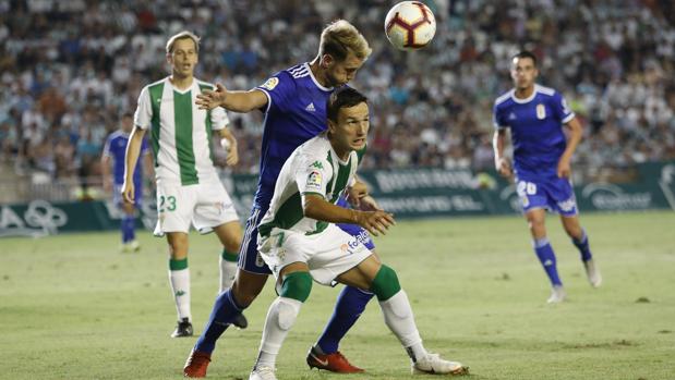 El Córdoba CF no aprende de sus errores y pierde ante el Real Oviedo (2-4)