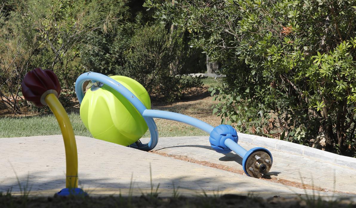 La atracción averiada del parque acuático de la Ciudad de los Niños