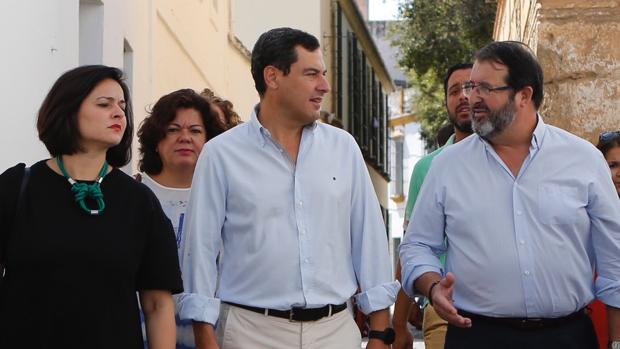 Juanma Moreno pide a Susana Díaz que «deje de jugar» con la fecha de las elecciones