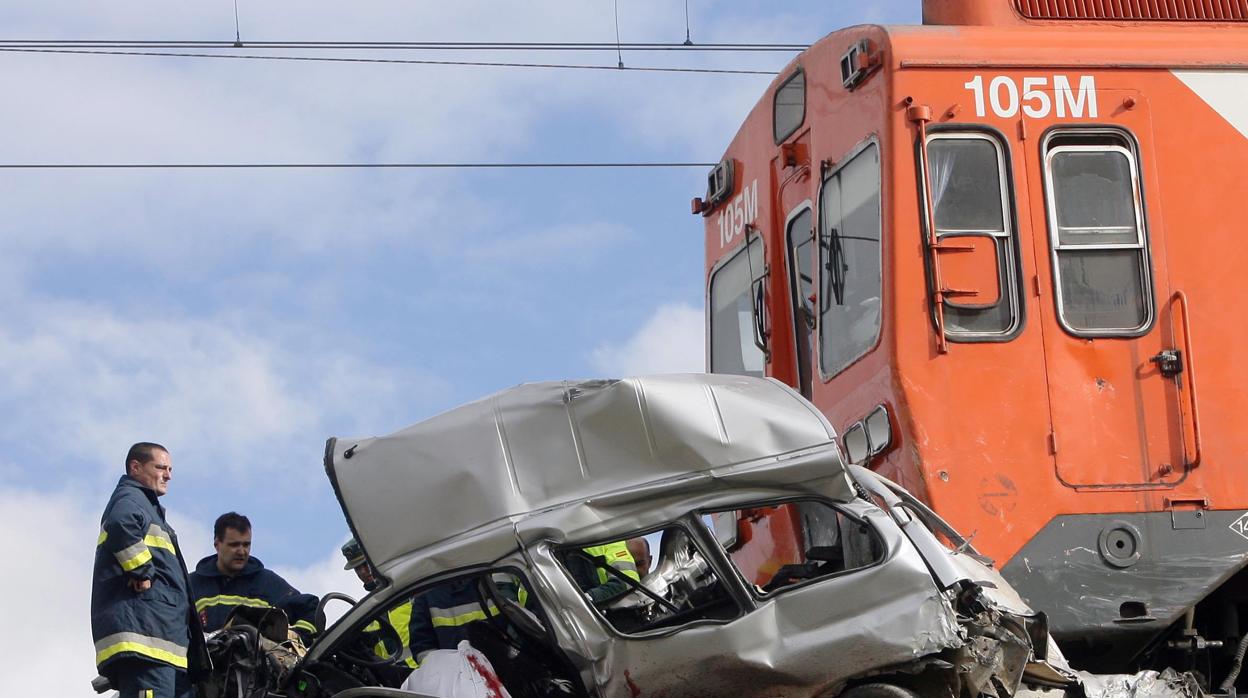 Imagen de archivo de un accidente en un paso a nivel