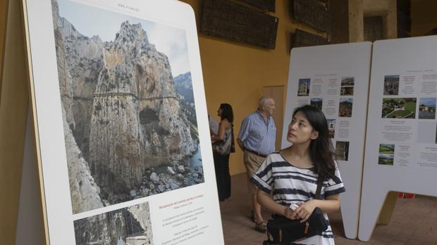 Una muestra recorre en la Mezquita-Catedral de Córdoba los proyectos de recuperación patrimonial