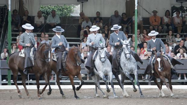 Los ganaderos tildan de «canallada» el impago de ayudas del Ayuntamiento a Córdoba Ecuestre