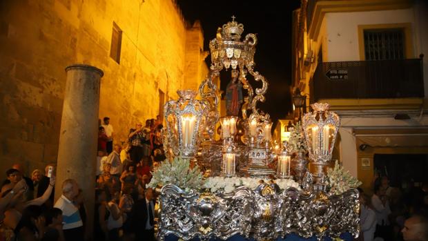 La Virgen de la Fuensanta bendice las calles de Córdoba