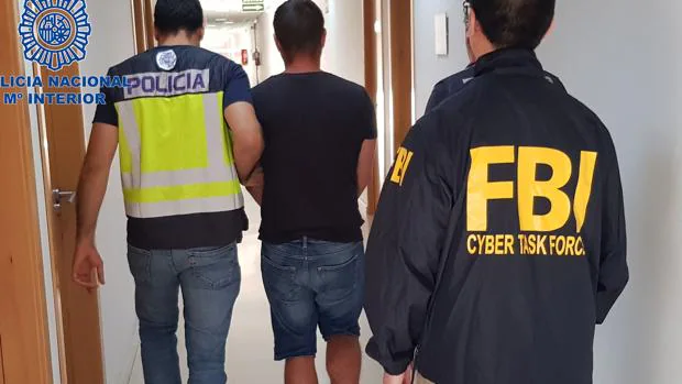 El FBI y la Policía Nacional detienen en Huelva a un pirata informático ucraniano