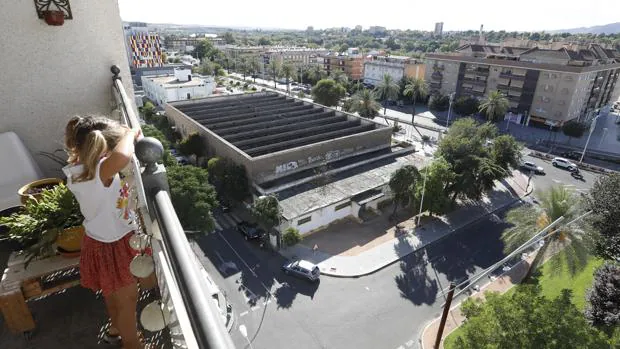 El Ayuntamiento de Córdoba solo prevé demoler el Pabellón de la Juventud y un solar para aparcar