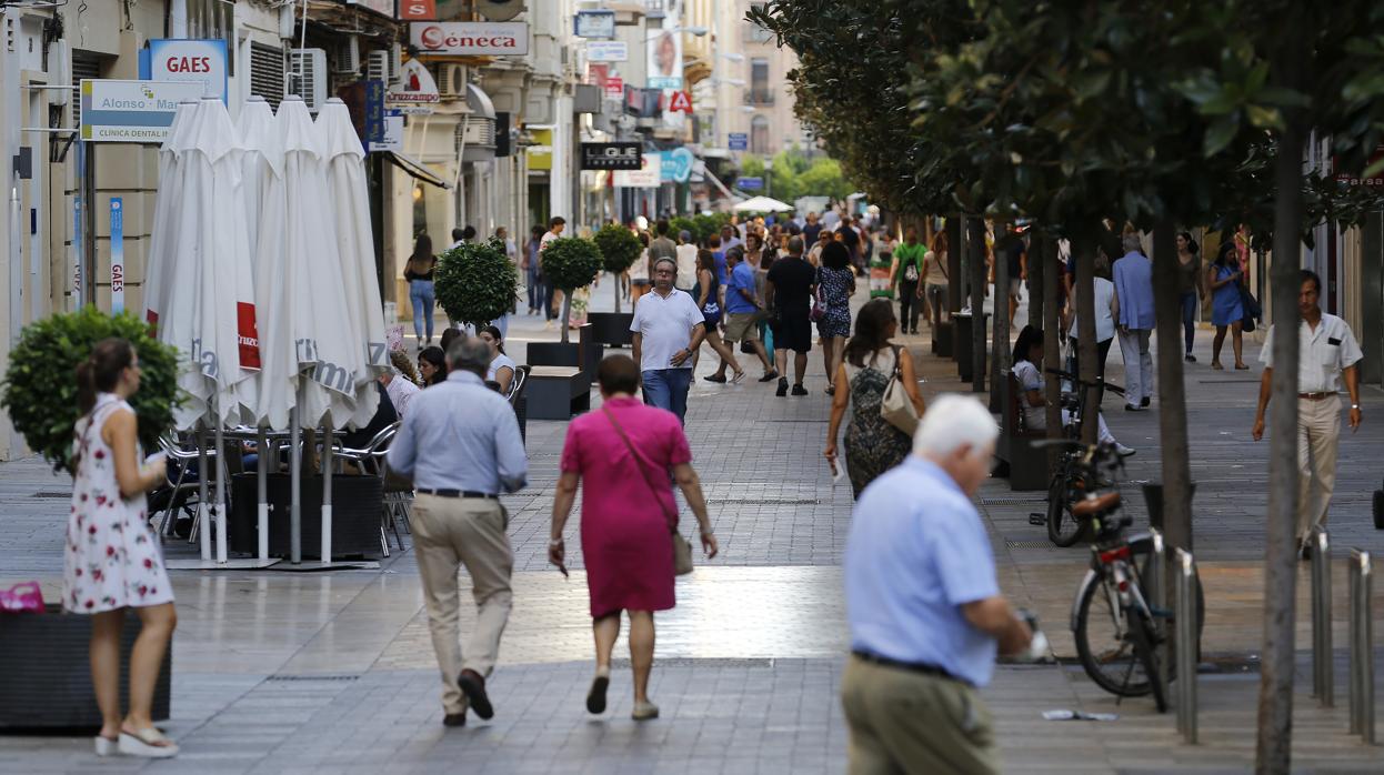 Imagen de la céntrica calle Cruz Conde de Córdoba