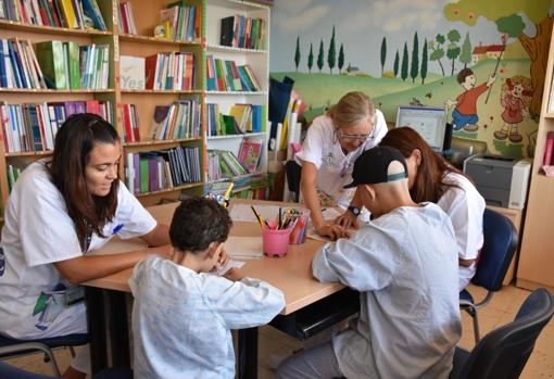 Una de las clases en el Materno Infantil