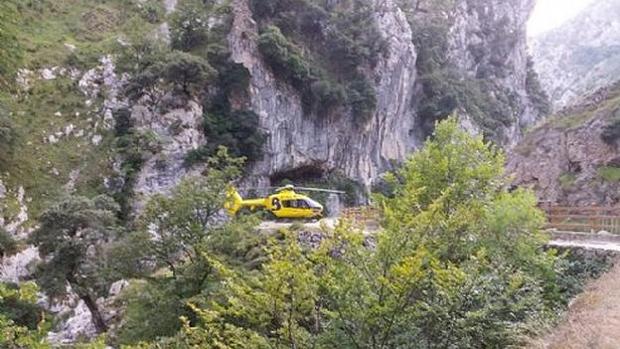 Muere un senderista cordobés al caer desde una altura de 50 metros en la ruta del Cares, en León