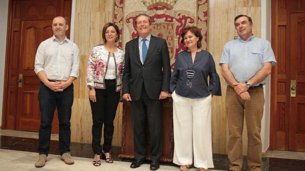 Más de 40 historiadores se rebelan contra el informe del Consistorio sobre la Mezquita-Catedral de Córdoba