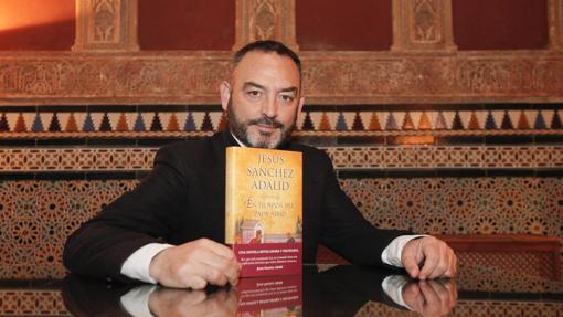 Jesús Sánchez Adalid, en la presentación de un libro en Córdoba