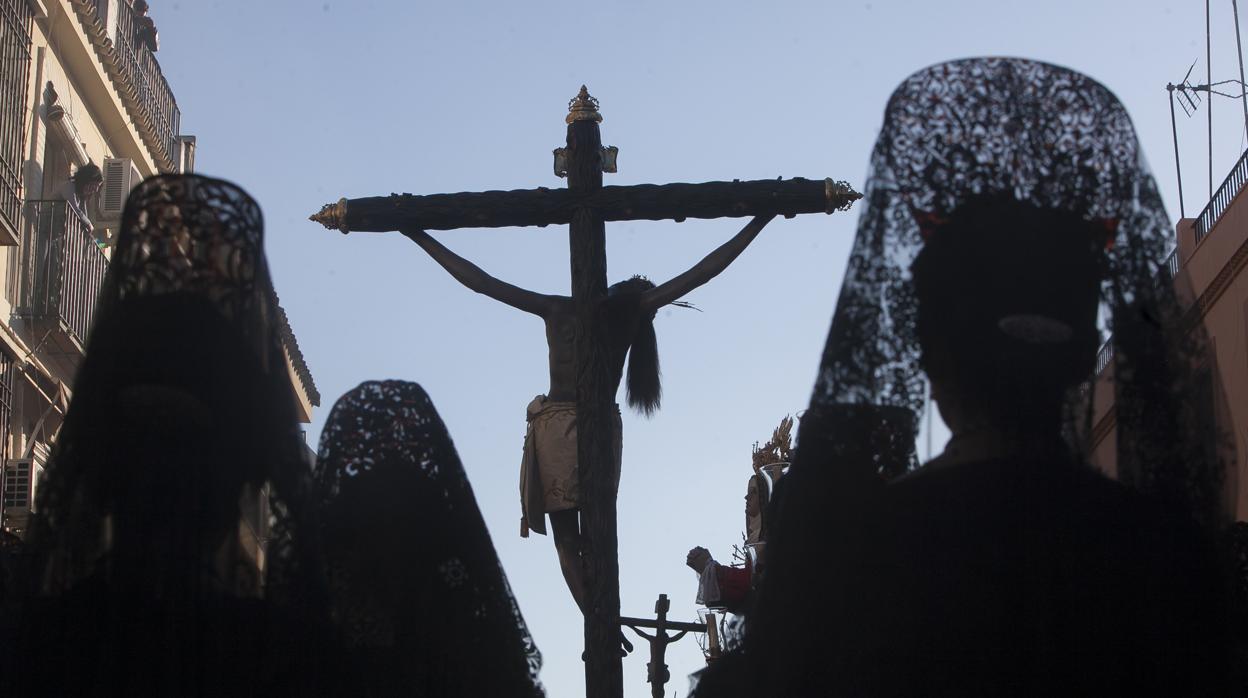 El Santísimo Cristo de Gracia, en su procesión del Jueves Santo