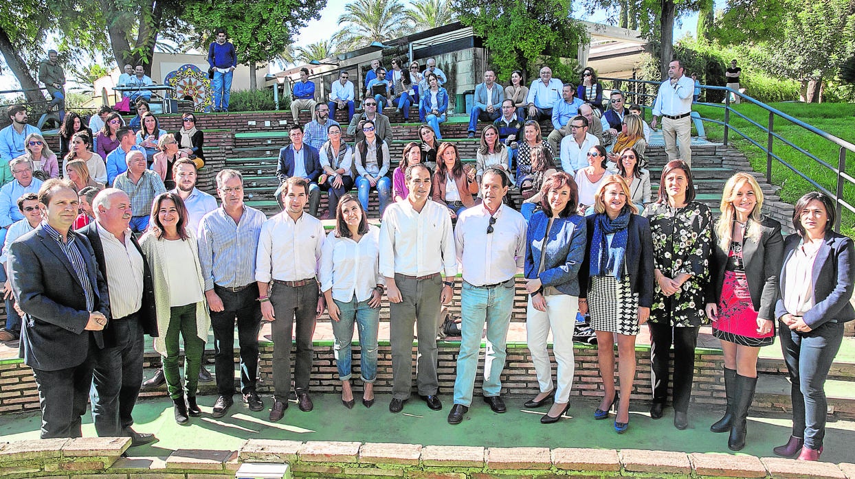 Presentación de los candidatos del PP en las pasadas elecciones municipales de 2015