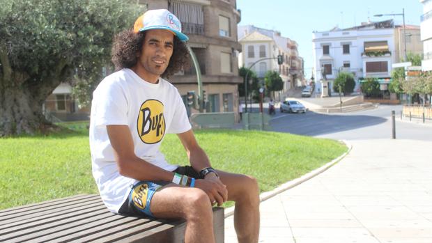 Zaid, jornalero en Baena y corredor de élite sin papeles