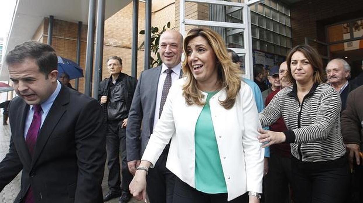 Susana Díaz junto a Isabel Ambrosio en una visita a Córdoba