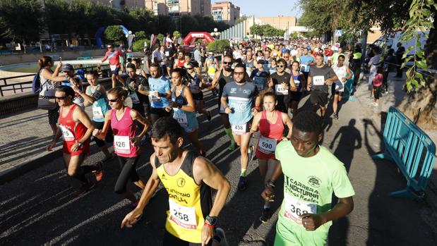 Carmen Gutiérrez y Rafael Bermúdez se imponen en la XXV Carrera Popular de La Carlota