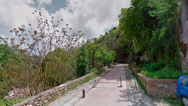 Rescatan el cuerpo sin vida de un joven del interior de una cueva de Granada