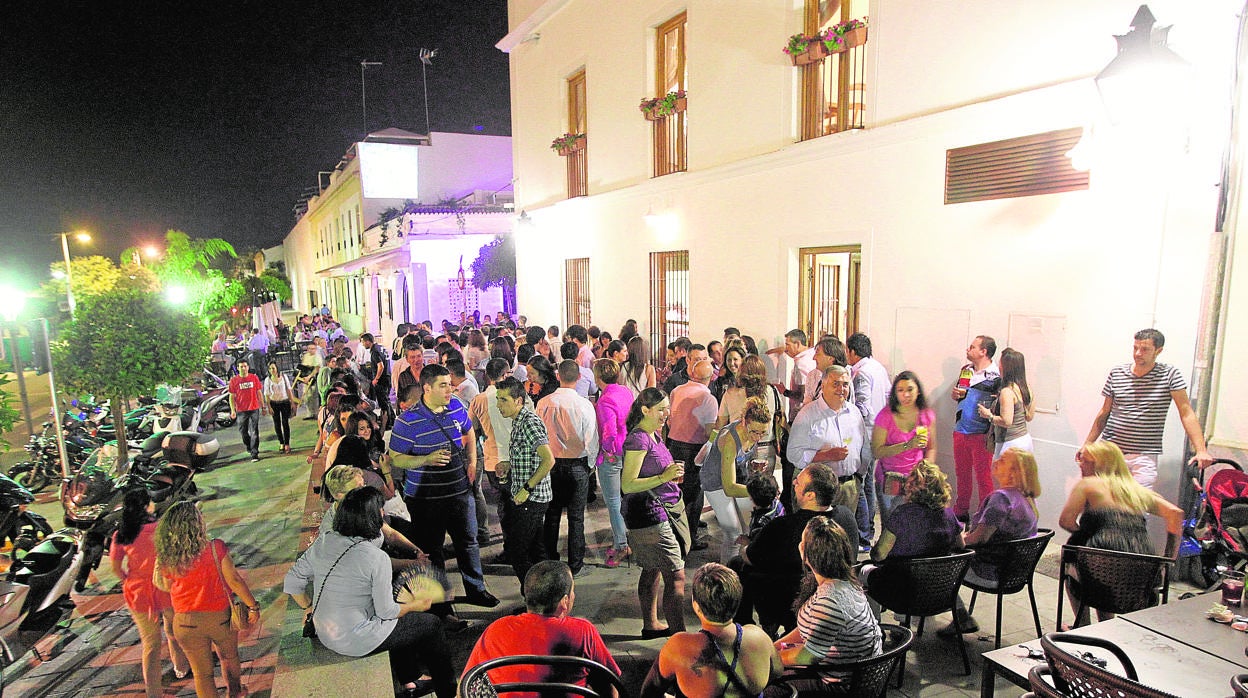 Veladores en la zona de la Ribera