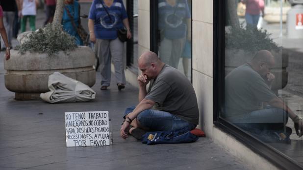 Cáritas constata el «enquistamiento» de la pobreza en Andalucía