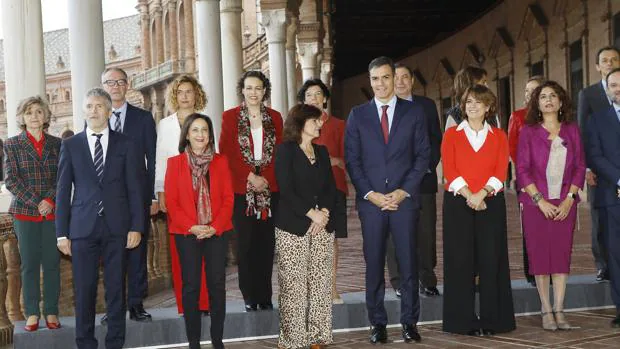 El Consejo de Ministros en Sevilla desinfla las ilusiones de la Junta de Andalucía en el Gobierno «amigo»