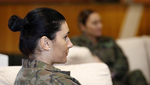 Margarita Lendímez, durante la charla de ABC con siete mujeres militares