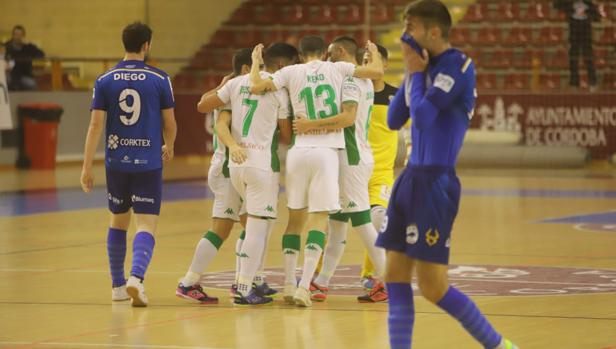 El Córdoba Futsal resuelve en un minuto mágico