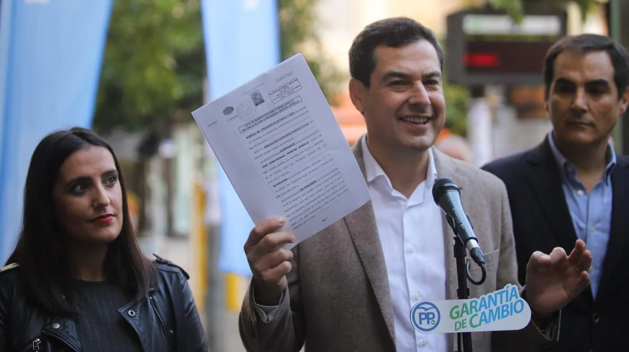 Moreno reta en Córdoba a Cs a que se comprometa ante notario a no apoyar al PSOE