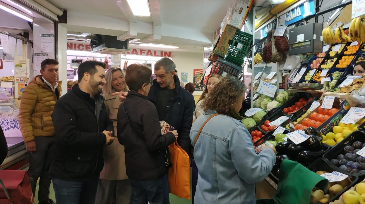 Toni Cantó durante su visita a la Plaza de la Mosca