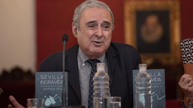 Averroes y el arabista Rafael Valencia, protagonistas este jueves del foro «El Templo de Córdoba» de ABC