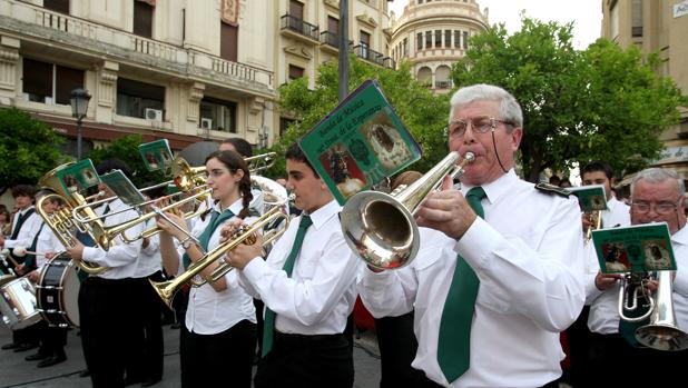 La banda de la Esperanza de Córdoba prepara «un repertorio adecuado» para el Cristo de la Providencia