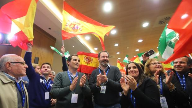 Elecciones andaluzas de 2018 | Así ha sido la noche en el PP de Córdoba: «Ha pasado en Italia, en Brasil, por qué no iba pasar aquí»