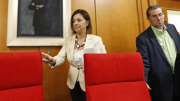 Isabel Ambrosio, la alcaldesa que reclama con 113 millones en la caja del Ayuntamiento de Córdoba