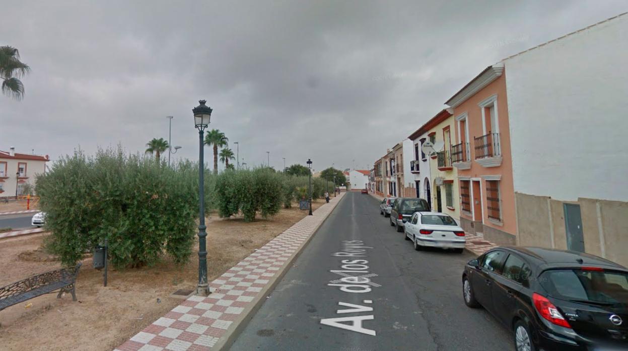 La pelea se produjo en un bar de la avenida de los Reyes de Almonte