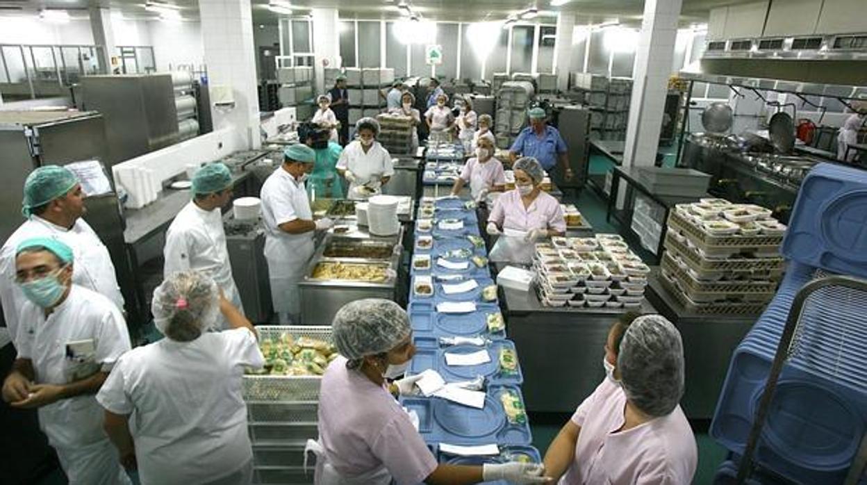 Cocina del Hospital Reina Sofía de Córdoba